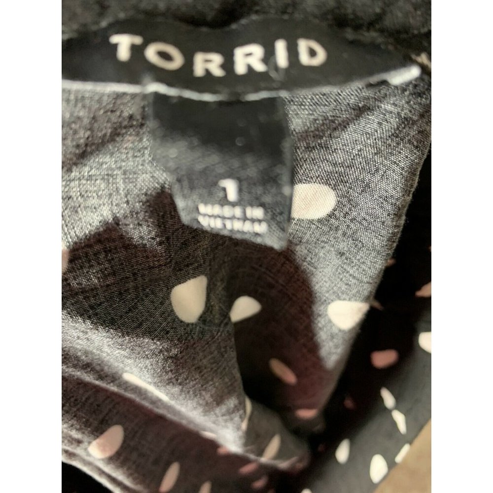 Torrid 1X 14/16 Black & White Polka Dot Skirt - Picture 3 of 5